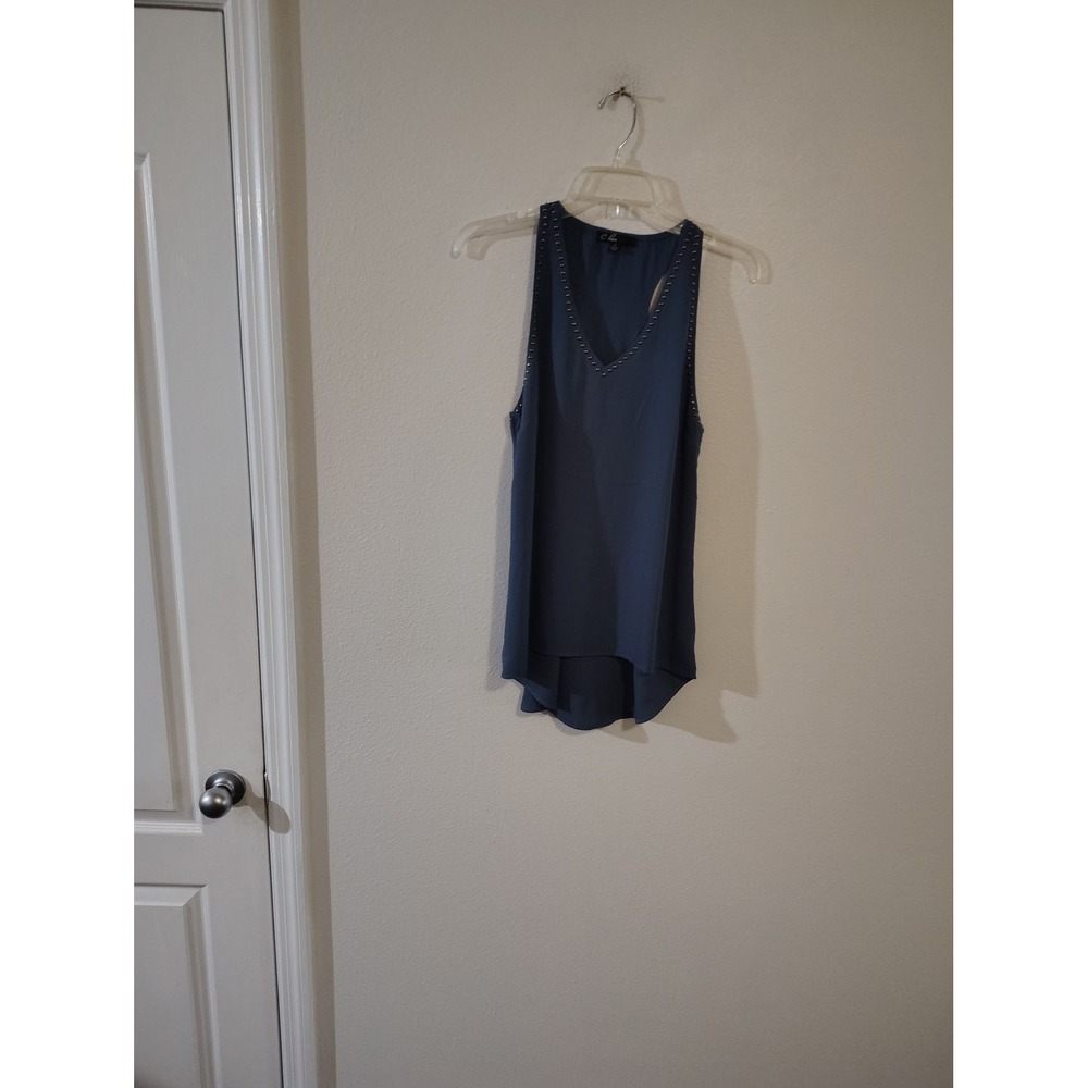 C. Luce Blue Studded V-Neck Racerback High‎ Low Sleeveless Tank Blouse Small